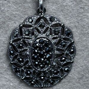 Liz Claiborne Black and Silver Intricate Pendant Necklace
